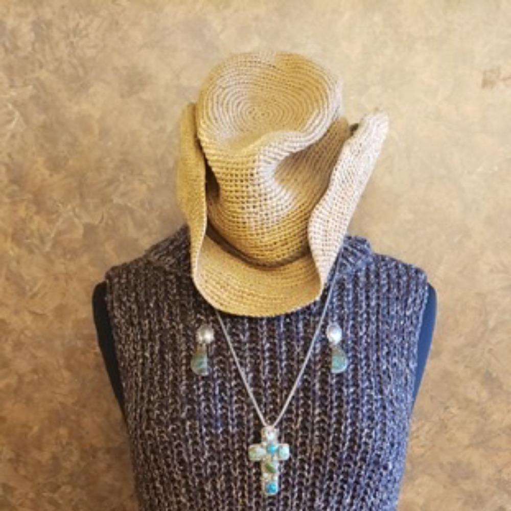 Meet your Posher, Julie